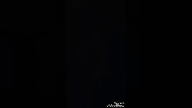 Продавец под чем то