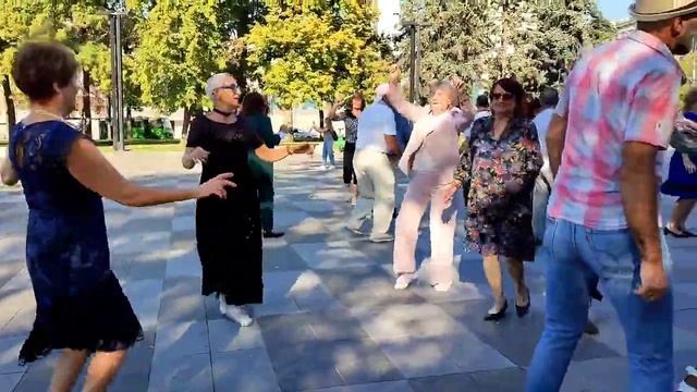 ТИ ДАЛЕКО, ТАК ДАЛЕКО! ТАНЦЫ ХАРЬКОВ 2024 #харьков #dance смотреть онлайн