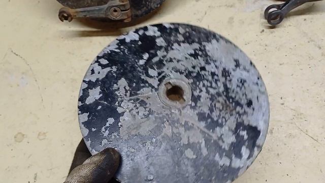 В продаже передний опорник Восход/ Задний опорник Зид