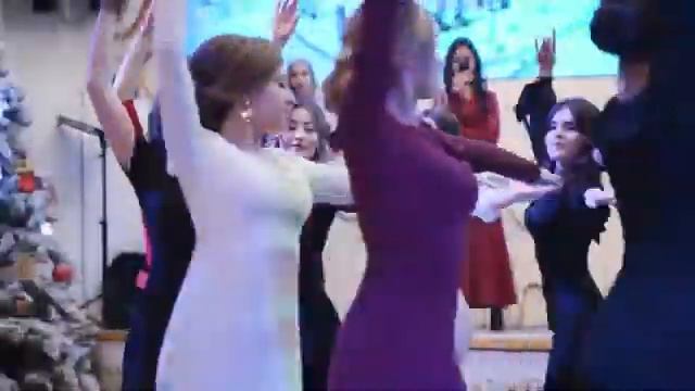 Девичий лирический танец с кувшинами Beautiful kavkaz dance رقص смотреть онлайн