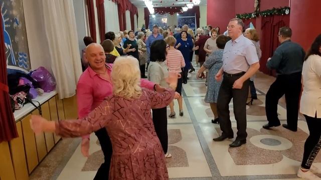 Синий иней... 22.12.24... смотреть онлайн