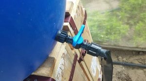 Обзор и монтаж капельного полива от бочки (опыт эксплуатации 3 года)