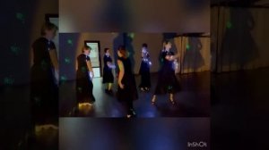 Простой новогодний фигурный вальс соло для начинающи?