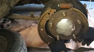 Как быстро установить тормозные колодки Нива, ВАЗ