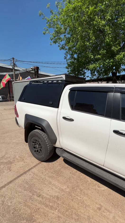 Кунг на пикап HILUX 8 от HAL смотреть онлайн