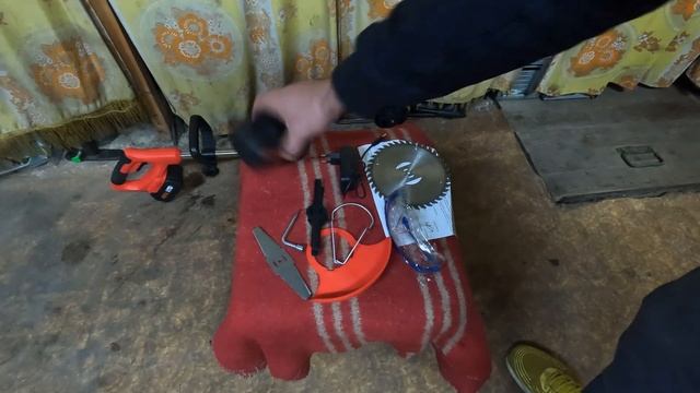 Купил себе аккумуляторный садовый триммер смотреть онлайн