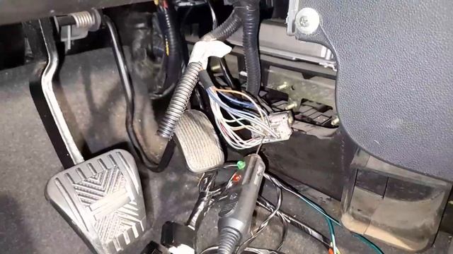 Lada Priora до 2013г.в. Установка сигнализации с автозапуском