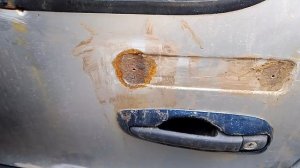 Нива Шевроле гниёт как консервная банка больные места ржавчины на ниве