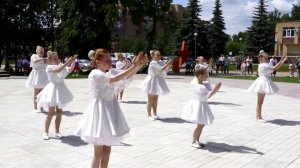 Dance ensemble Rosinka/Ансамбль танца Росинка