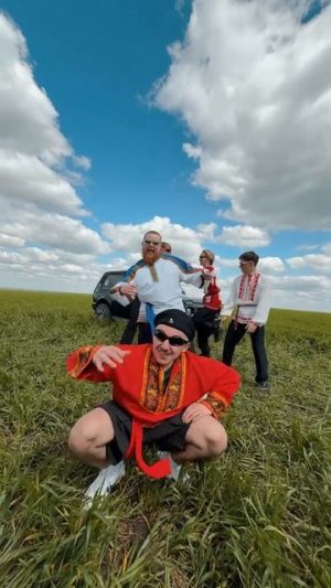 Не нужны мне чанганы не чери тиго сяду я на ниву едет тигр