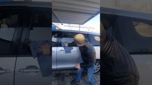 Показываю как правильно вытирать  машину на мойке сам?