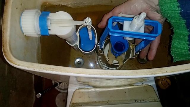 Где может быть засор в унитазе бачка и как устранить э? смотреть онлайн