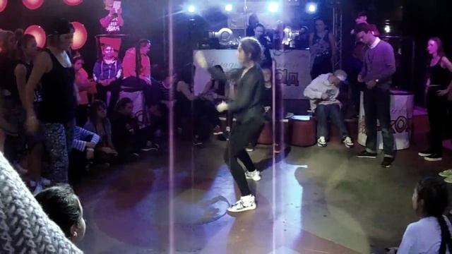 Tavriya Underground Fest (Херсон) 2015 Annie (8BEAT) vs ? смотреть онлайн