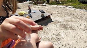 У нас тут жарень у бабушки