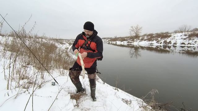 Сезон 2021 - начало. Река Упа. Зимний спиннинг смотреть онлайн