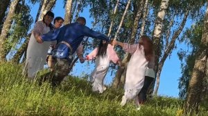 Клип «Матушка Земля, белая берёзонька»