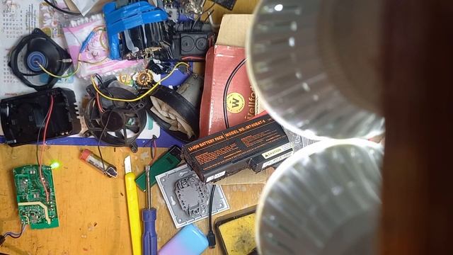 переделка зарядки для аккумуляторов от шуруповёрта с смотреть онлайн