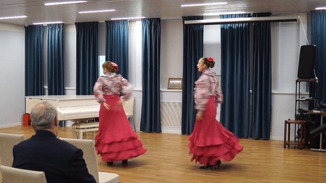 Танцевальная группа фламенко «Лас Сеньёрас» – Марина Скоблова и Наталия Читнева Тангос