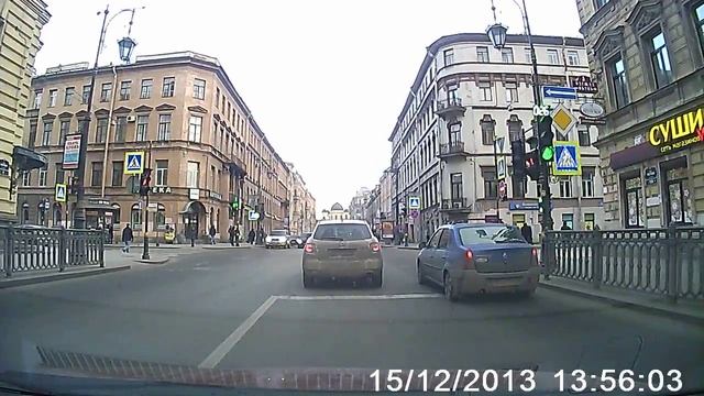 Видеорегистратор Prestigio RoadRunner 310 смотреть онлайн