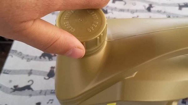 Моторное масло ZIC X9 FE 5W30 4 л,оригинал или подделка.Кто з?