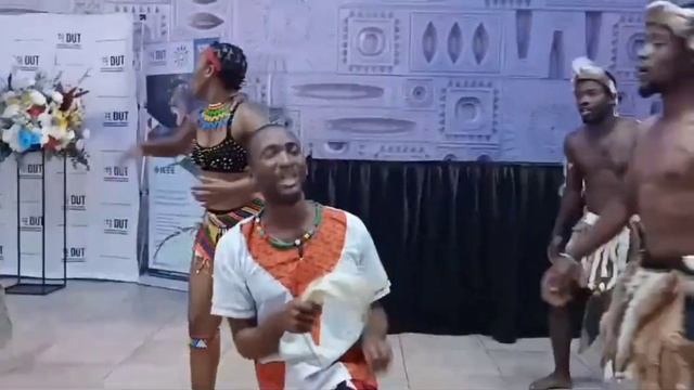 Африка зажигает! Народные и современные танцы африкан смотреть онлайн