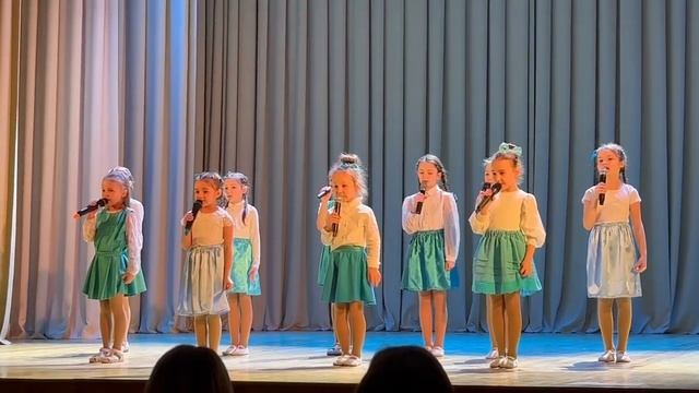 Раз ладошка! Младшая группа "Allegro". Я их называю "Allegr'ята смотреть онлайн