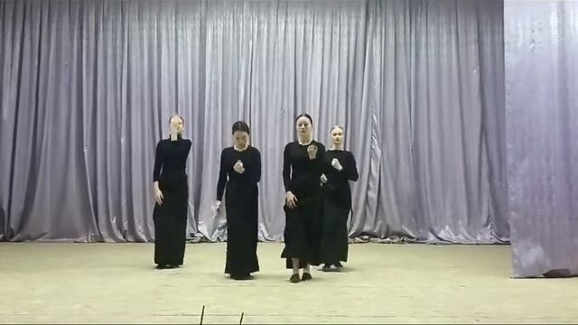 танцевальный коллектив "Непоседы". "Месяц май" смотреть онлайн