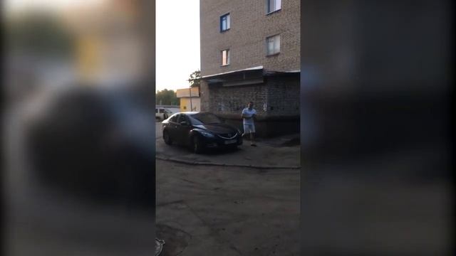 Пьяный водитель напал на туляка