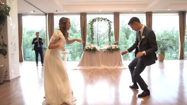 Свадебный танец Лера & Юра (попурри) Криминальное чтив смотреть онлайн