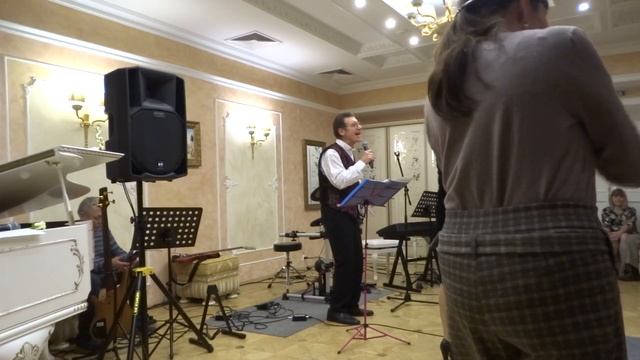 Льётся музыка, музыка, музыка смотреть онлайн