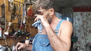 Почему лопнул распредвал ?