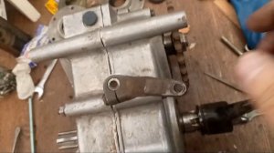 Редуктор муравей . фиксированная нейтраль .