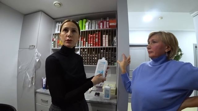 ИСТЕРИКА В ТРЕШ-САЛОНЕ 😡😱 / ПРИЕХАЛА МИЛИЦИЯ! / Треш-о смотреть онлайн