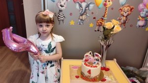 День Рождения Полины | Кукутики поздравили Полину