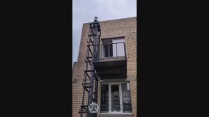 Грузовой подъемник с цепным приводом