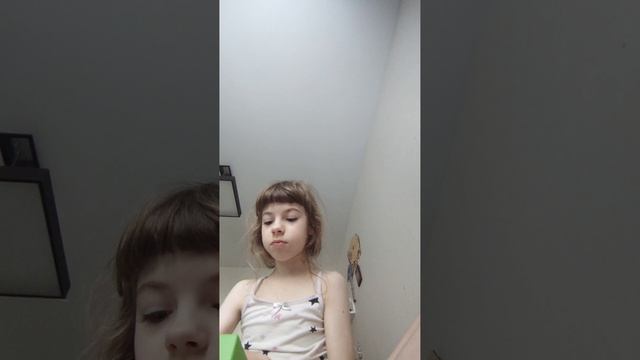 меня выпал зуб и зубная фея принесла как я и просила колонку Алису💗😄 смотреть онлайн