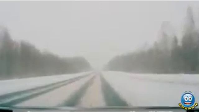 Приколы на дороге. Видио с видеорегистратора. Июнь 2015 смотреть онлайн