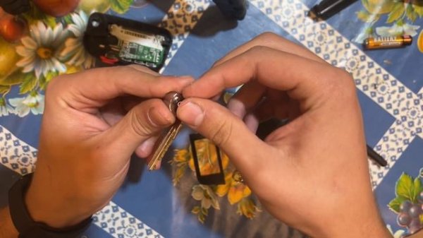 Сборка корпуса брелка Starline A63/A93 с выкидным ключом 2 в 1