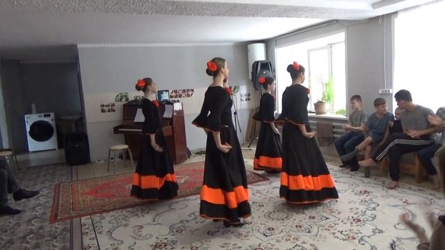 005"Испанский танец". Исп. отделение хореографии, препод смотреть онлайн
