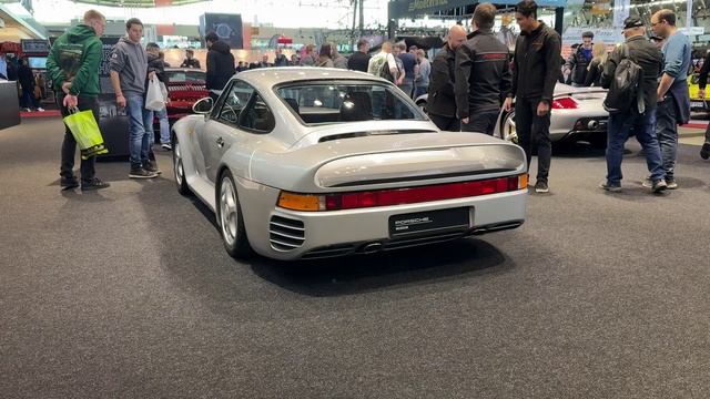 Выставка Stuttgart Retro Classics 2025 классические автомобили смотреть онлайн