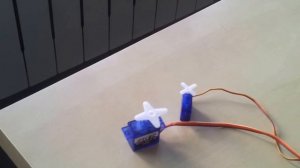 Connecting servo using  bluetooth on Android. Управление 2мя сервоприводам