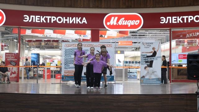 Хип хоп дети "АТиМ" Преподаватель Алина Лапикура