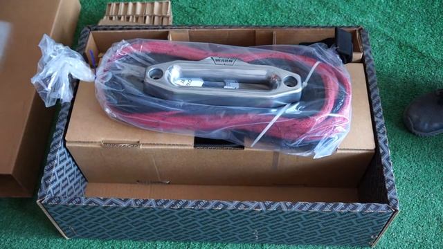 Лебедка автомобильная WARN ZEON 10-S Platinum - 12 вольт - 4536 кг смотреть онлайн