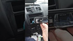Установка магнитолы в Ладу Гранту