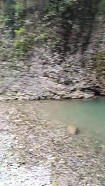 Красивый водопад в Сочи. Какая природа, красотище смотреть онлайн