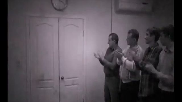 Служебное чтиво, фильм-шутка смотреть онлайн