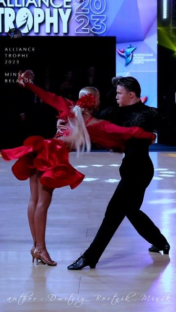 Владислав Карбаев и Дарья Чечель Взрослые - Open La #samba🏆 смотреть онлайн