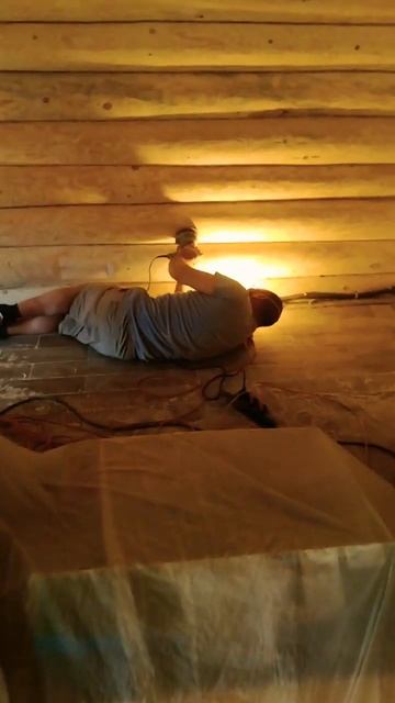 Финишная шлифовка бревна. Орбиталками. смотреть онлайн