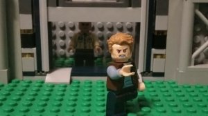 Оуэн Грейди спасает сотрудника парка | LEGO Анимация | Мир Юрского Периода (2015)