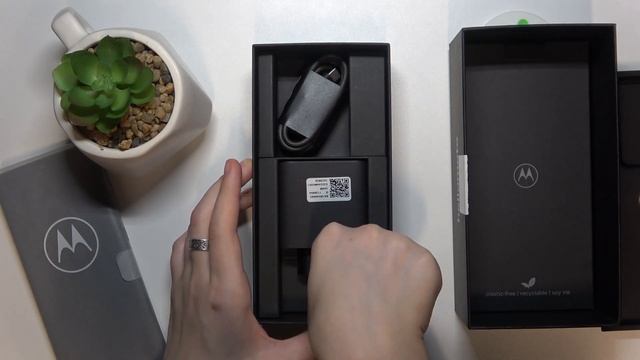 MOTOROLA EDGE 50 ULTRA | Распаковка MOTOROLA EDGE 50 ULTRA - Что в коробке MOTOROLA EDGE 50 ULTRA